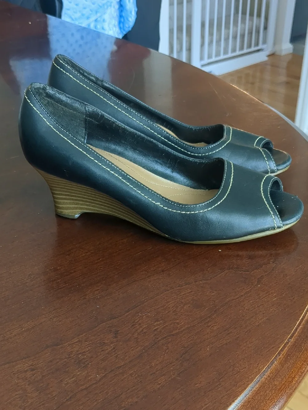 Flexation By AEROSOLES Black Peep-Toe Wedge Pumps, 6.5